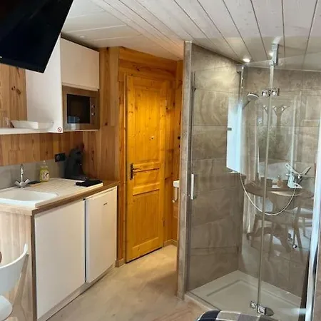 Le Bethanie Apartment *
